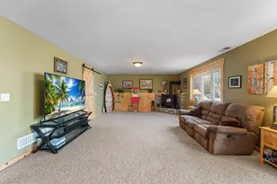 25188 Firefly Ave, Wyoming, MN 55092 - Photo 38