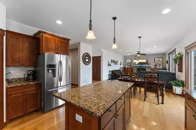 25188 Firefly Avenue, Wyoming, MN 55092 - Photo 18