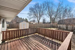 2460 E Meadow Dr, North Saint Paul, MN 55109 - Photo 48