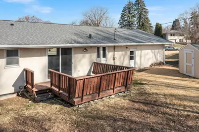 2460 E Meadow Drive, North Saint Paul, MN 55109 - Photo 54