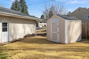 2460 E Meadow Dr, North Saint Paul, MN 55109 - Photo 56