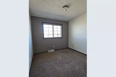 2713 4th Avenue S, Moorhead, MN 56560 - Photo 10