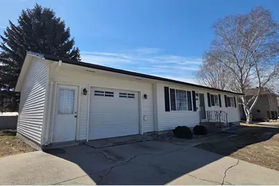 2713 4th Avenue S, Moorhead, MN 56560 - Photo 2