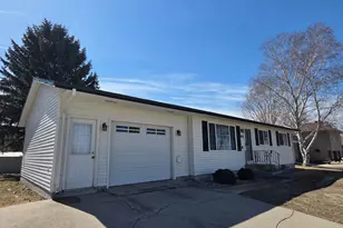 2713 4 Ave S, Moorhead, MN 56560 - Photo 2