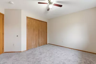 3230 Edgerton Street, Vadnais Heights, MN 55127 - Photo 8