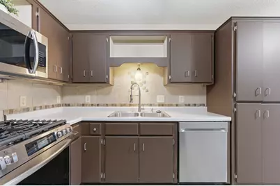 3230 Edgerton Street, Vadnais Heights, MN 55127 - Photo 2