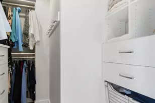 205 W 52nd St, Minneapolis, MN 55419 - Photo 54