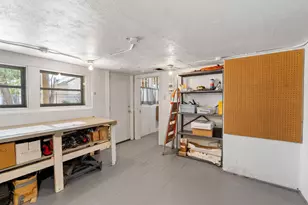 205 W 52nd St, Minneapolis, MN 55419 - Photo 70