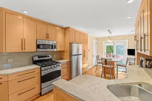 205 W 52nd St, Minneapolis, MN 55419 - Photo 38