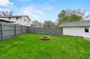 6972 Hickory Dr NE, Fridley, MN 55432 - Photo 32