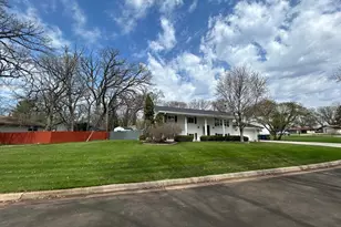 6972 Hickory Dr NE, Fridley, MN 55432 - Photo 50