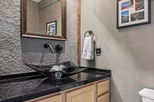 350 Maple St, Saint Paul, MN 55106 - Photo 22