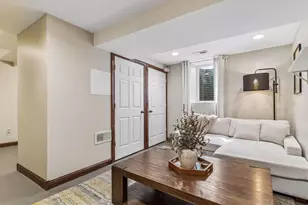 350 Maple St, Saint Paul, MN 55106 - Photo 38