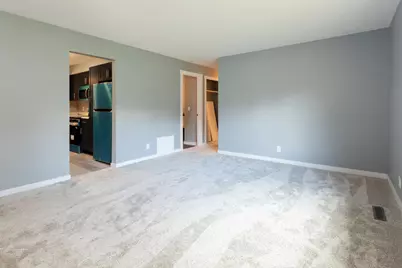 18975 Flora Street NW, Oak Grove, MN 55011 - Photo 10