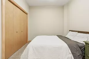 215 10th Ave S, Minneapolis, MN 55415 - Photo 22