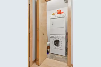 215 10th Avenue S #533, Minneapolis, MN 55415 - Photo 24