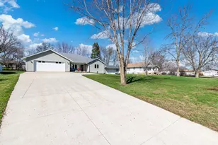 219 Main St E, Clarks Grove, MN 56016 - Photo 2