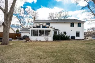 10532 Xylon Rd S, Bloomington, MN 55438 - Photo 34