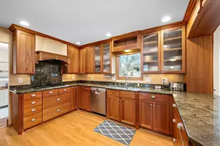 10532 Xylon Rd S, Bloomington, MN 55438 - Photo 10