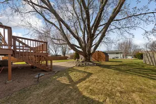 530 Cindy Ln, Owatonna, MN 55060 - Photo 4