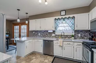 115 Tami Ln, Mankato, MN 56001 - Photo 12