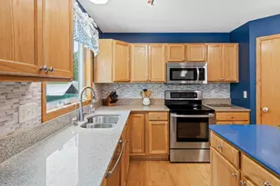 13815 Birmingham Ct, Rosemount, MN 55068 - Photo 12