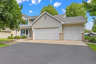13815 Birmingham Ct, Rosemount, MN 55068 - Photo 2