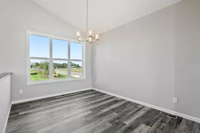 811 Fox River Road, Somerset, WI 54025 - Photo 14