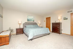 16264 Hudson Ave, Lakeville, MN 55044 - Photo 36