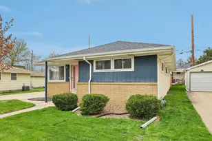 3658 Pierce St NE, Minneapolis, MN 55418 - Photo 2