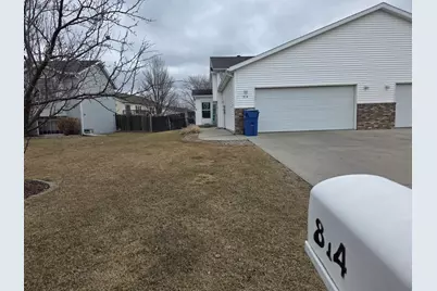 814 Woodbridge Circle, Dilworth, MN 56529 - Photo 2