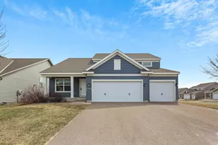 657 Copper Ct, Waconia, MN 55387 - Photo 2