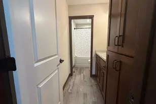 8885 Parkview Cir, Chisago City, MN 55013 - Photo 12