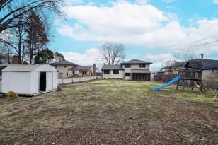 1479 Winthrop St N, Saint Paul, MN 55119 - Photo 32