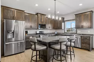 259 Lori Ln, Delano, MN 55328 - Photo 8