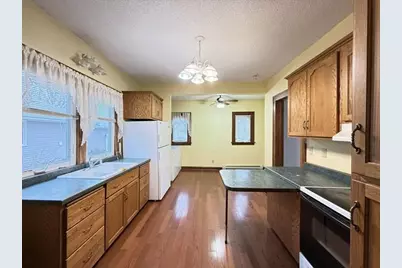 712 3rd Avenue, Madison, MN 56256 - Photo 6