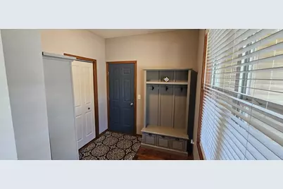 10551 Lanesboro Way, North Branch, MN 55056 - Photo 16