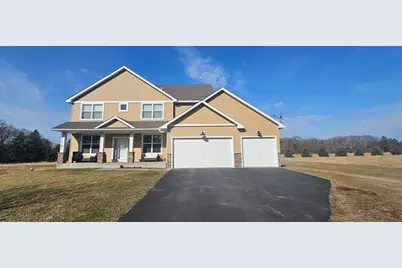 10551 Lanesboro Way, North Branch, MN 55056 - Photo 1