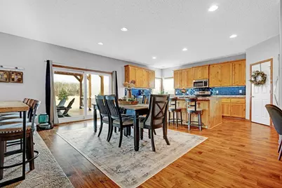 10551 Lanesboro Way, North Branch, MN 55056 - Photo 6