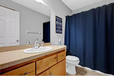 10551 Lanesboro Way, North Branch, MN 55056 - Photo 16