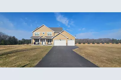 10551 Lanesboro Way, North Branch, MN 55056 - Photo 2