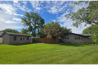 902 6th Avenue SE, Pipestone, MN 56164 - Photo 34
