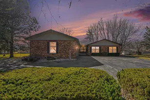 902 6th Ave SE, Pipestone, MN 56164 - Photo 1