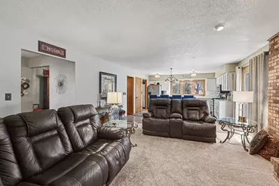 902 6th Avenue SE, Pipestone, MN 56164 - Photo 12