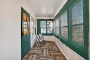 268 Winona St E, Saint Paul, MN 55107 - Photo 16