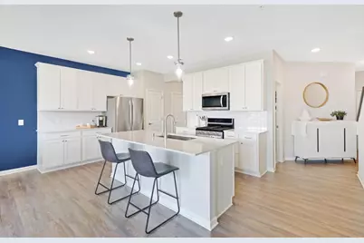 9541 4th Street N, Lake Elmo, MN 55042 - Photo 2