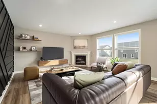 7295 Geneva Ct, Hugo, MN 55038 - Photo 8