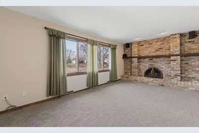 4363 Bramblewood Avenue, Vadnais Heights, MN 55127 - Photo 8