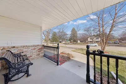 4363 Bramblewood Avenue, Vadnais Heights, MN 55127 - Photo 6