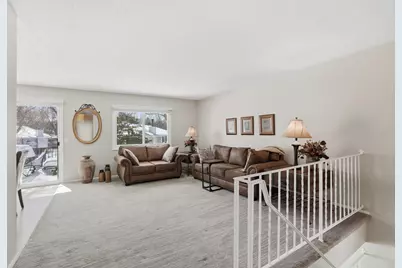 817 Evergreen Circle, Burnsville, MN 55337 - Photo 8